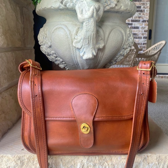 Coach Handbags - Vintage Coach Original Grand Rambler British Tan 👜FABULOUS!👜 BEST PRICE!